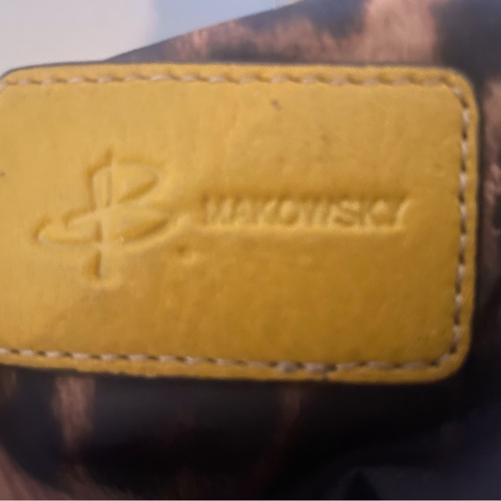 Beautiful mustard color B.Makowsky leather bag